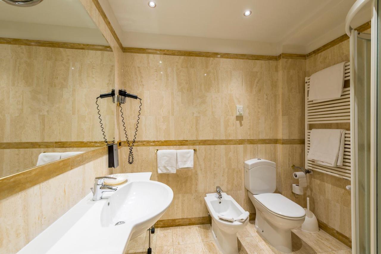 Hotel 4 Stagioni Sensus Spa Bardolino Esterno foto
