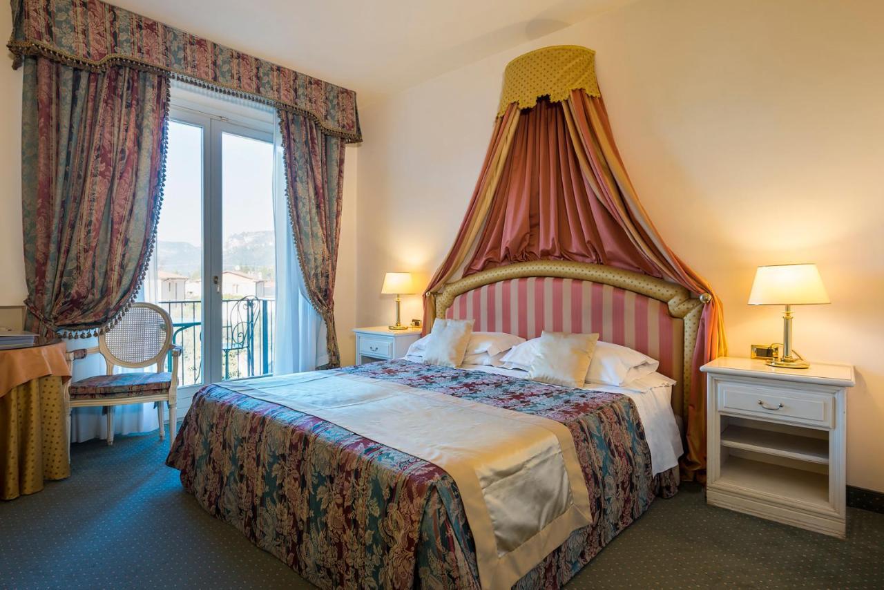 Hotel 4 Stagioni Sensus Spa Bardolino Esterno foto